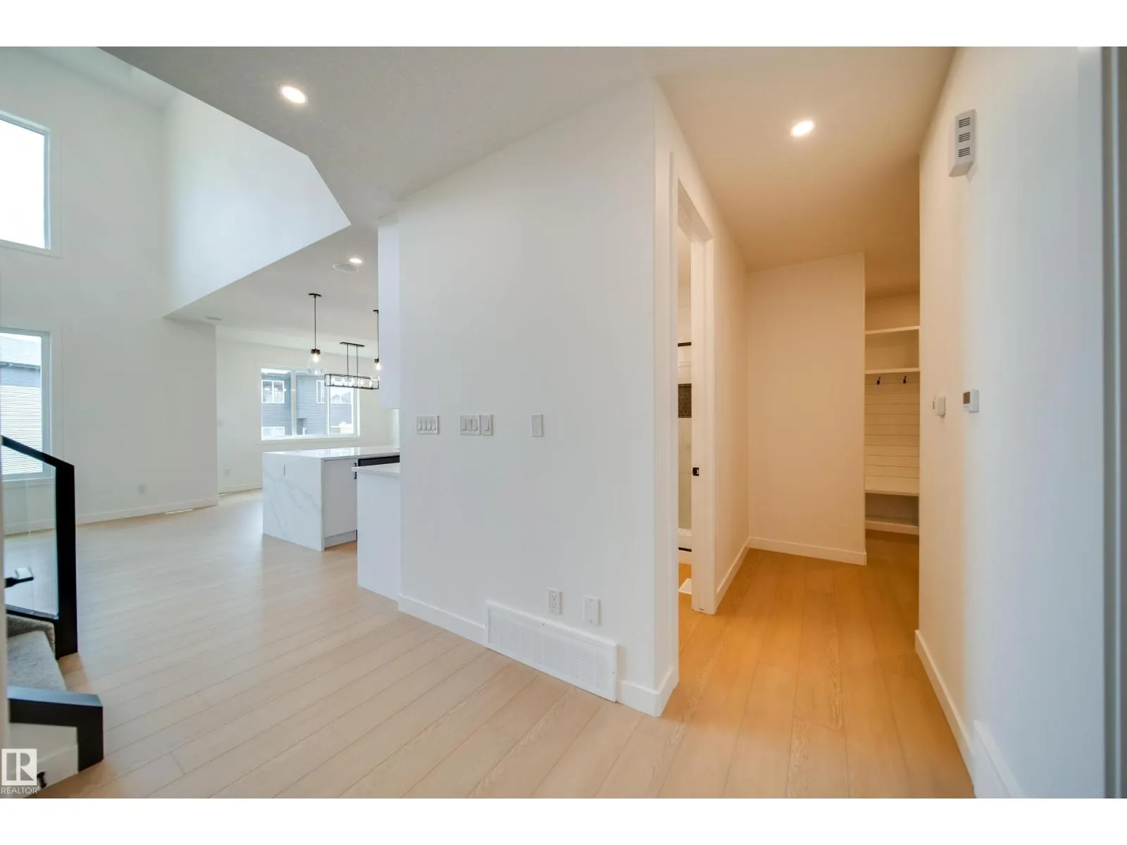 42 DILLWORTH CR