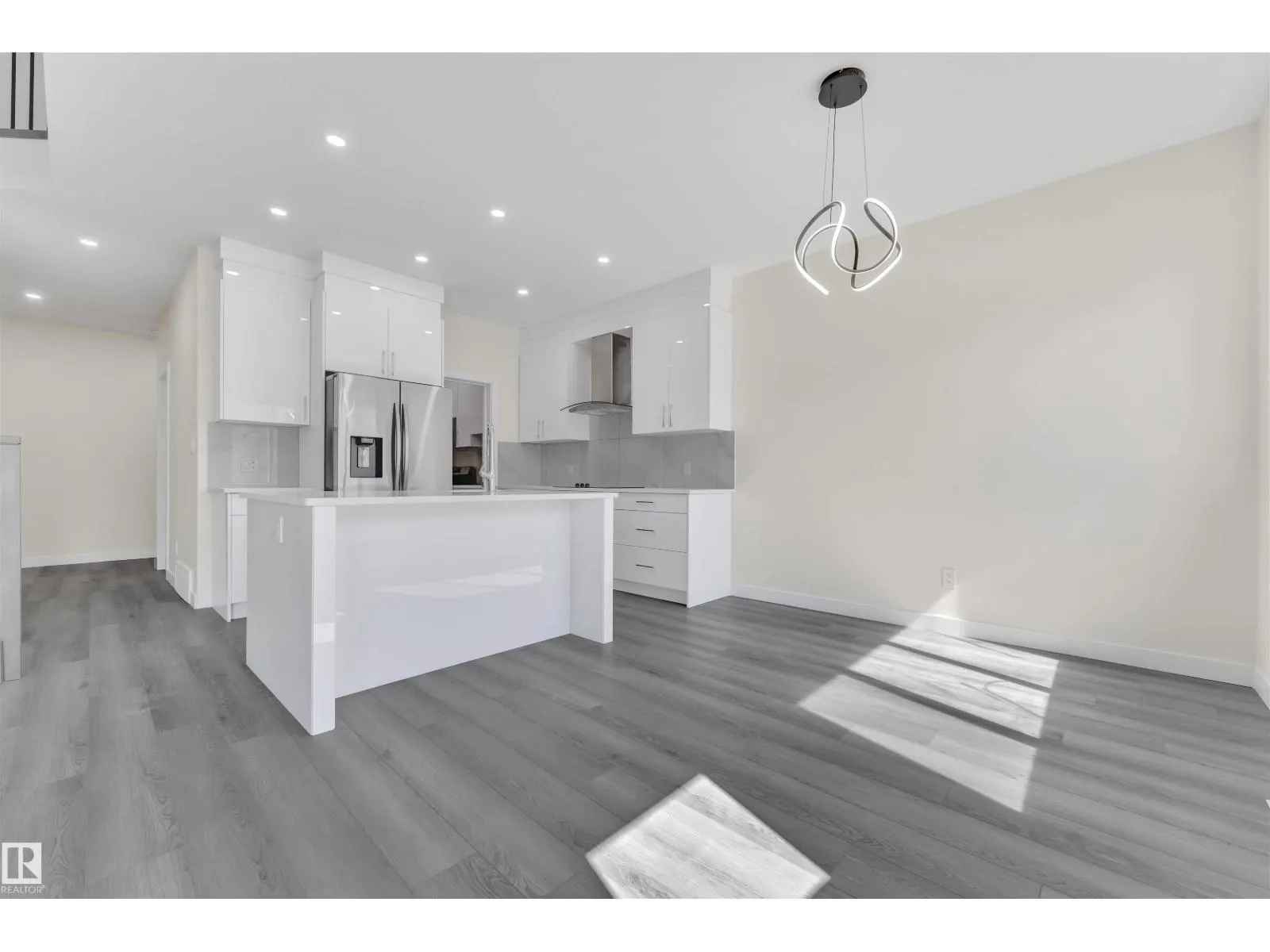 21 Westwyck LI