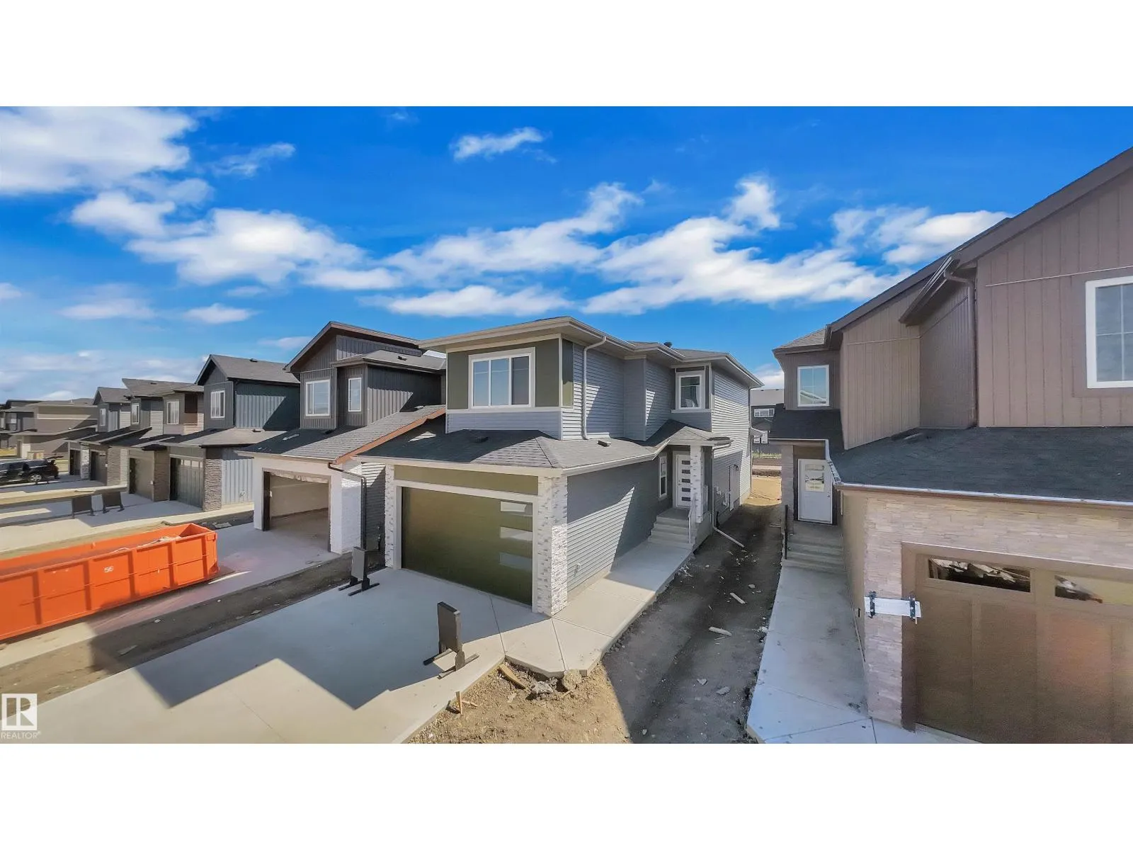 21 Westwyck LI