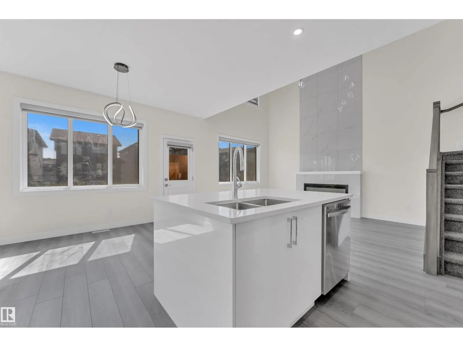 21 Westwyck LI