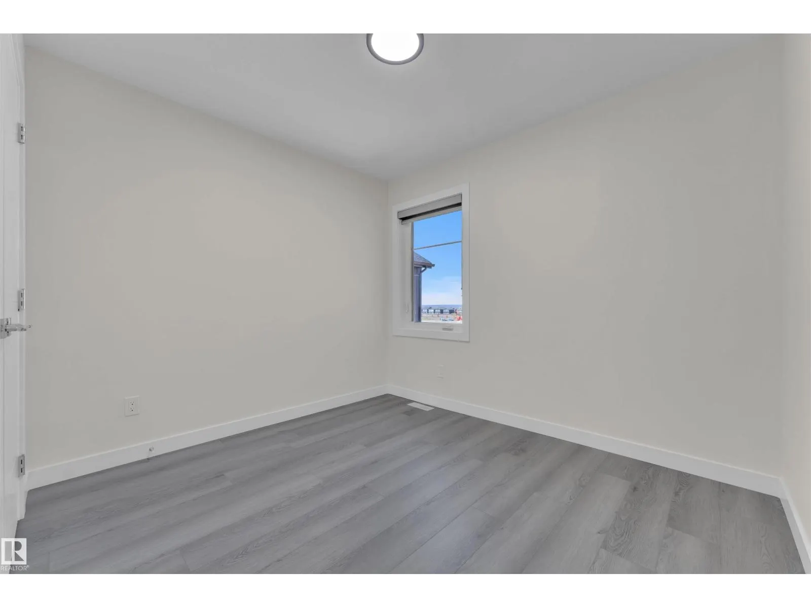 21 Westwyck LI