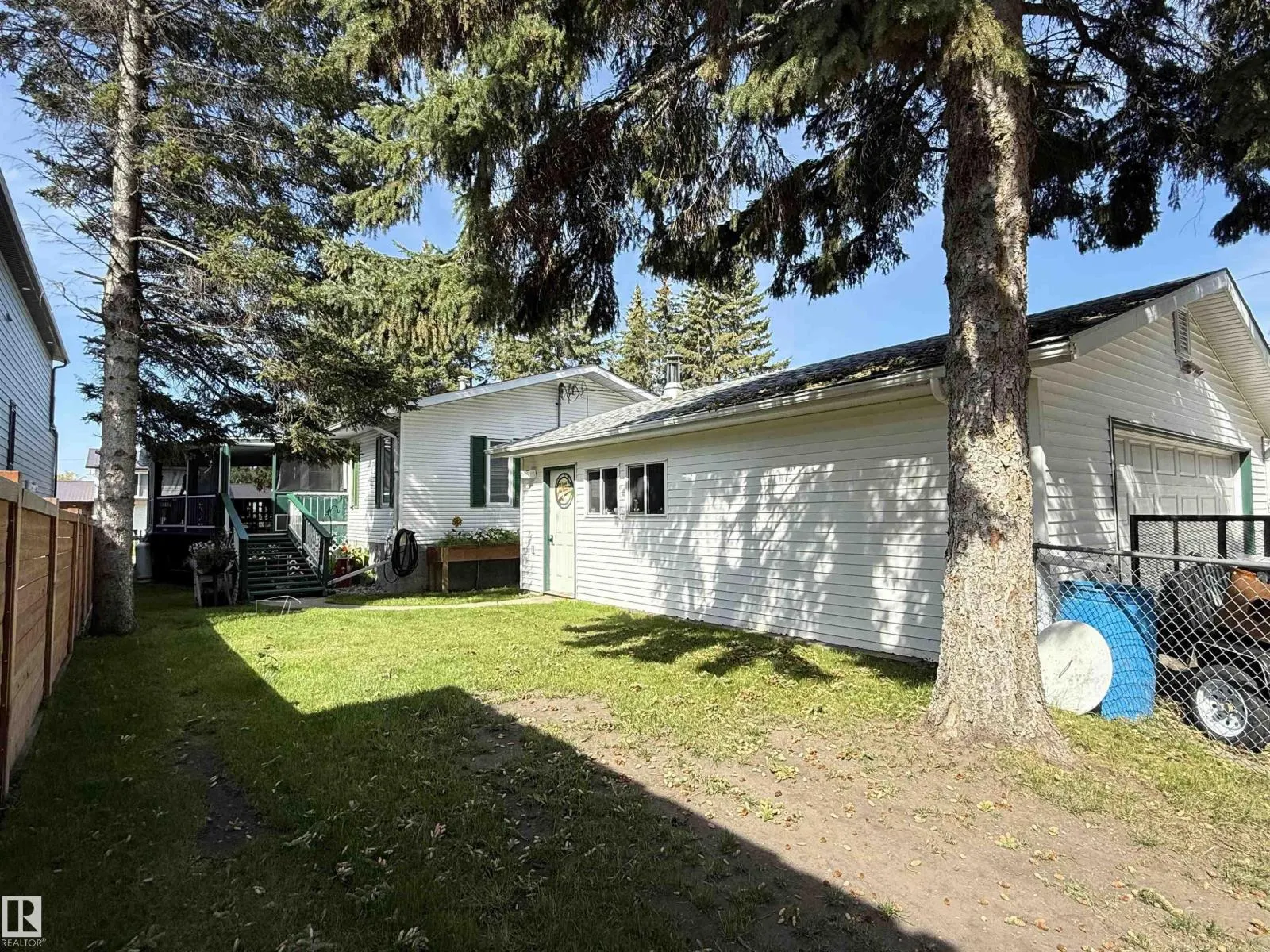 5517 52 ST