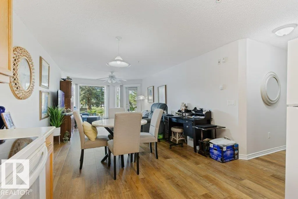 #125 2741 55 ST NW