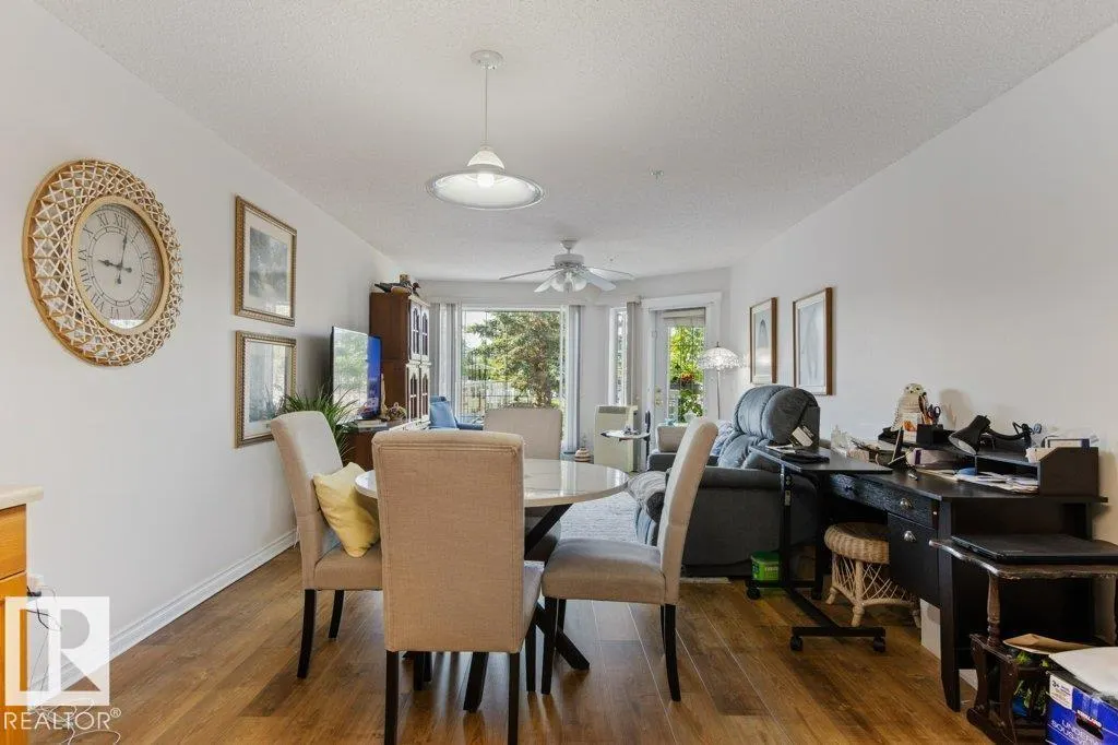 #125 2741 55 ST NW