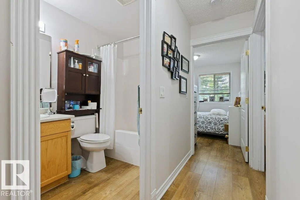 #125 2741 55 ST NW