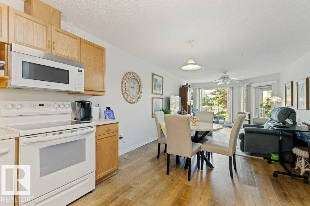 #125 2741 55 ST NW