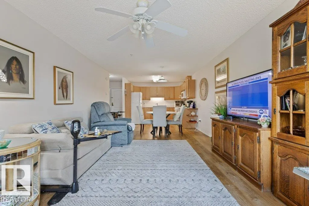 #125 2741 55 ST NW