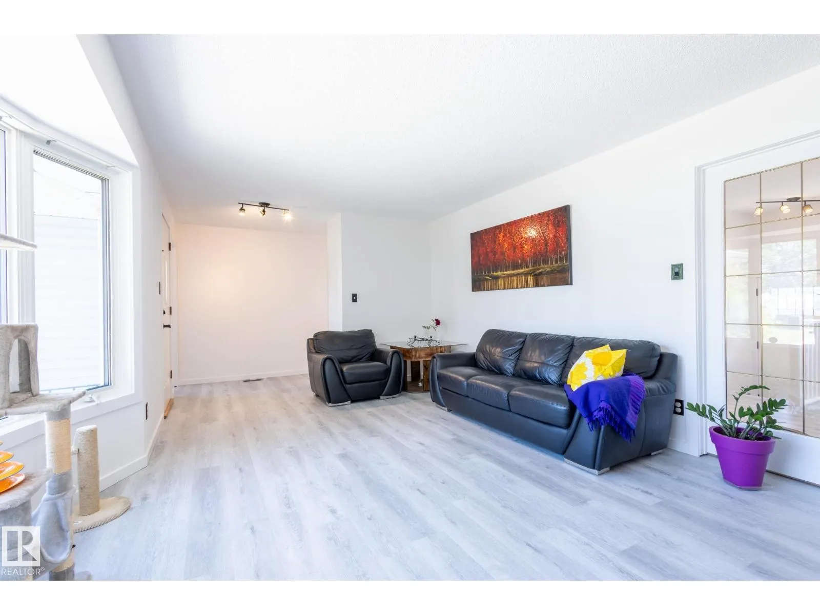 14123 72 ST NW