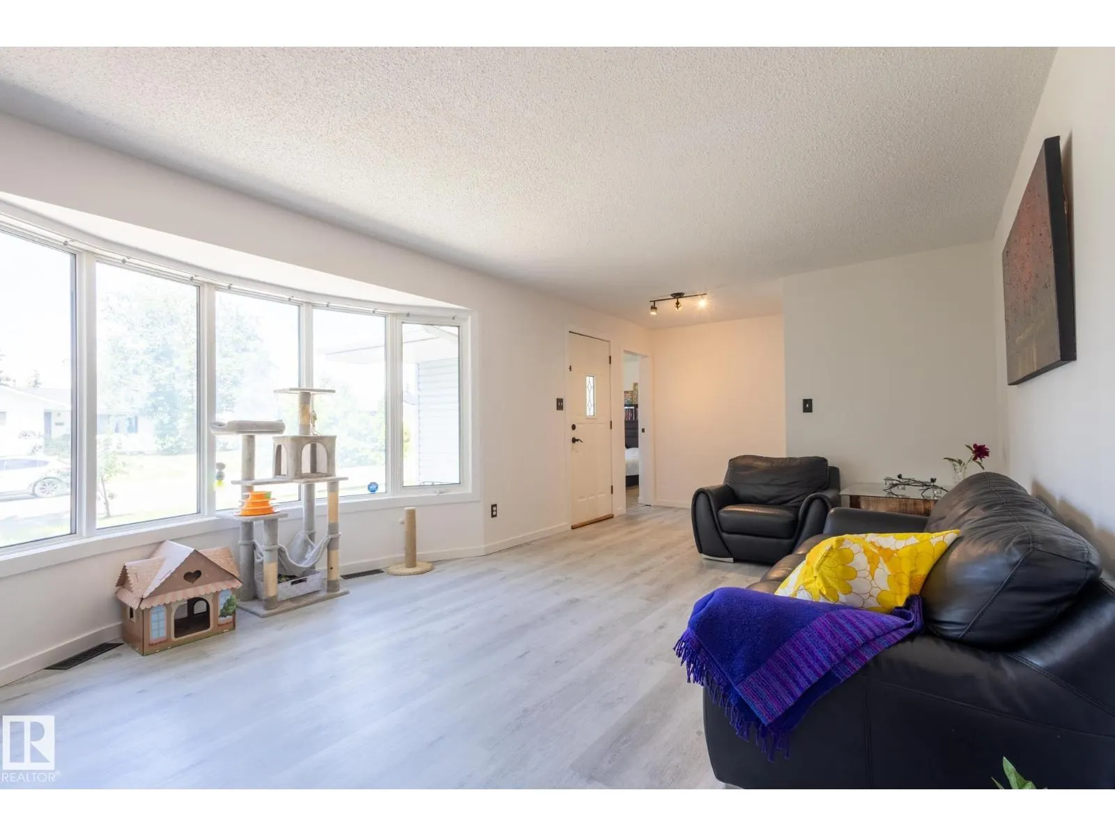 14123 72 ST NW