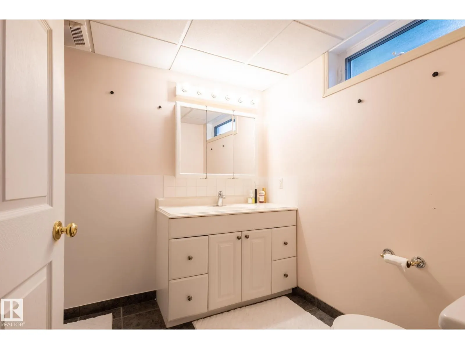 14123 72 ST NW