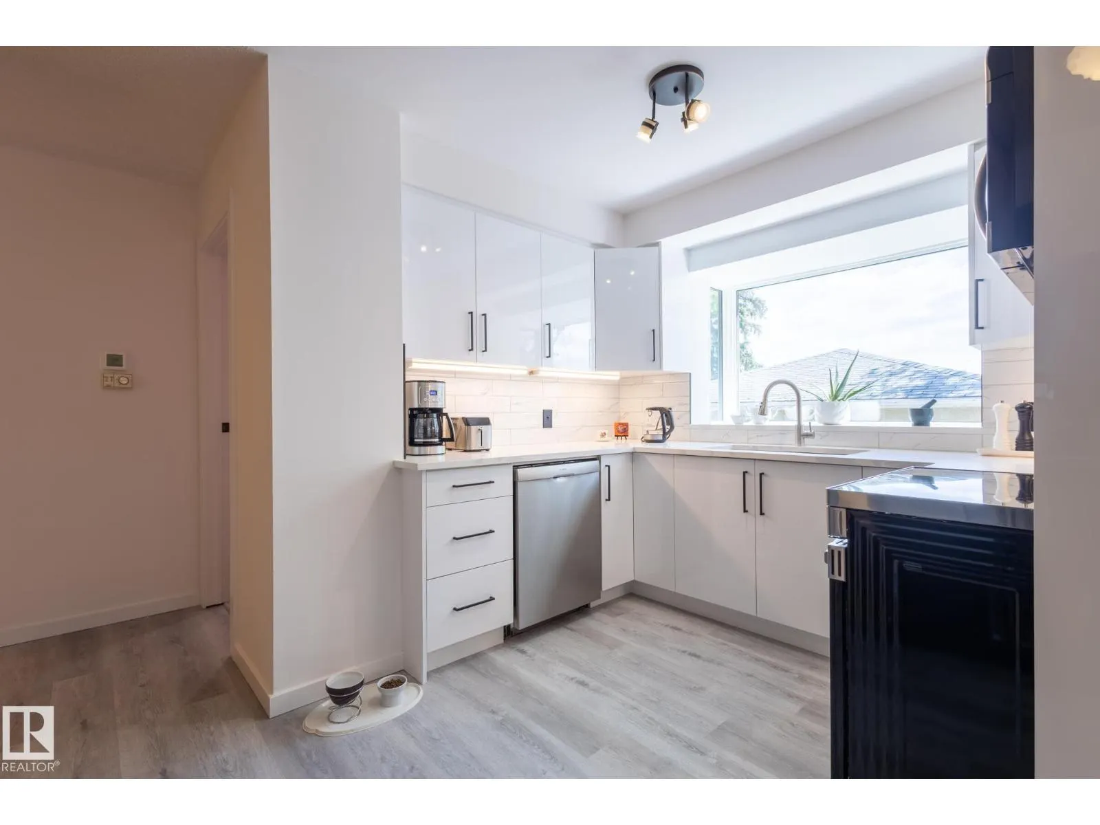 14123 72 ST NW
