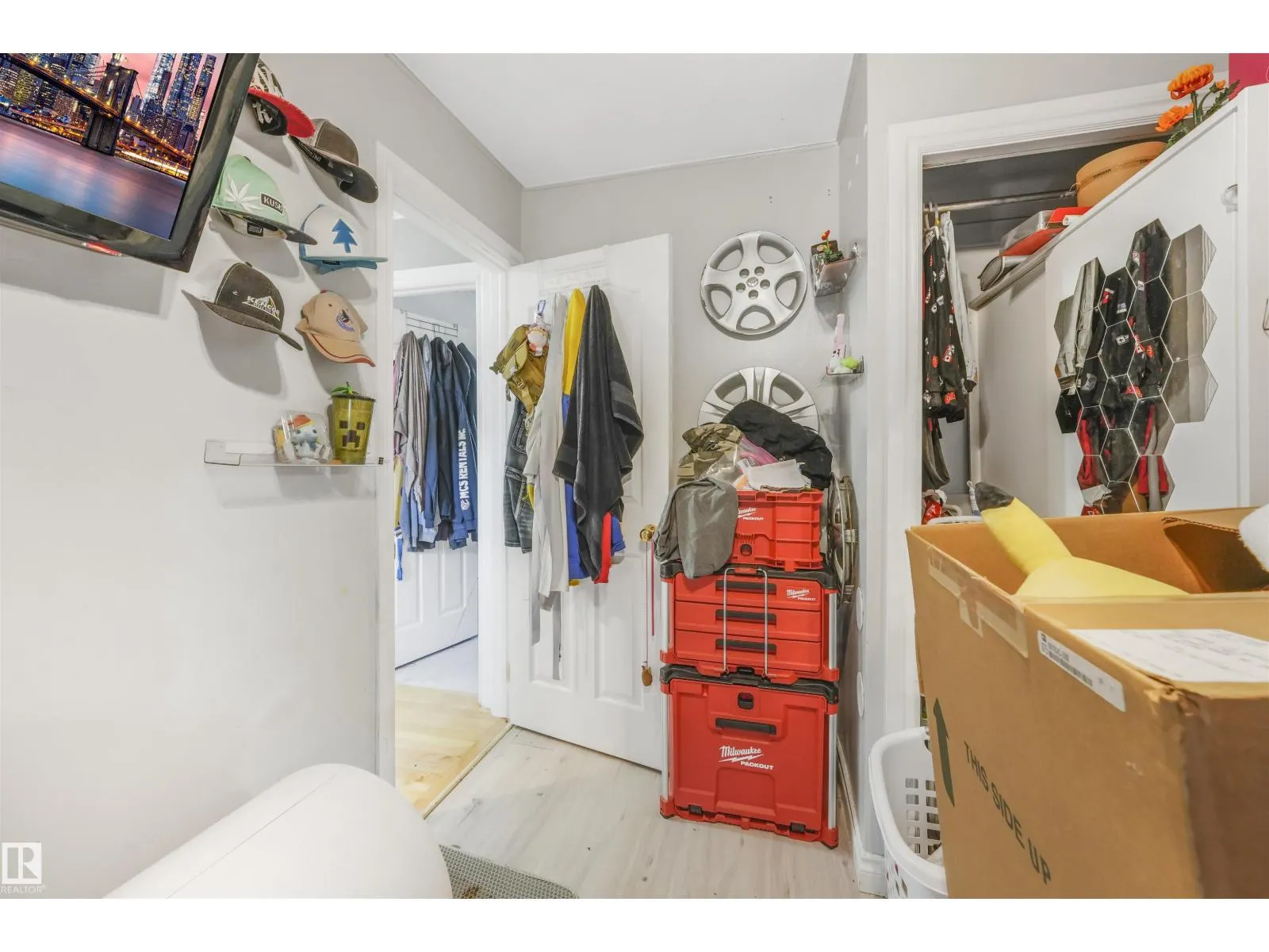 15511 95 AV NW NW