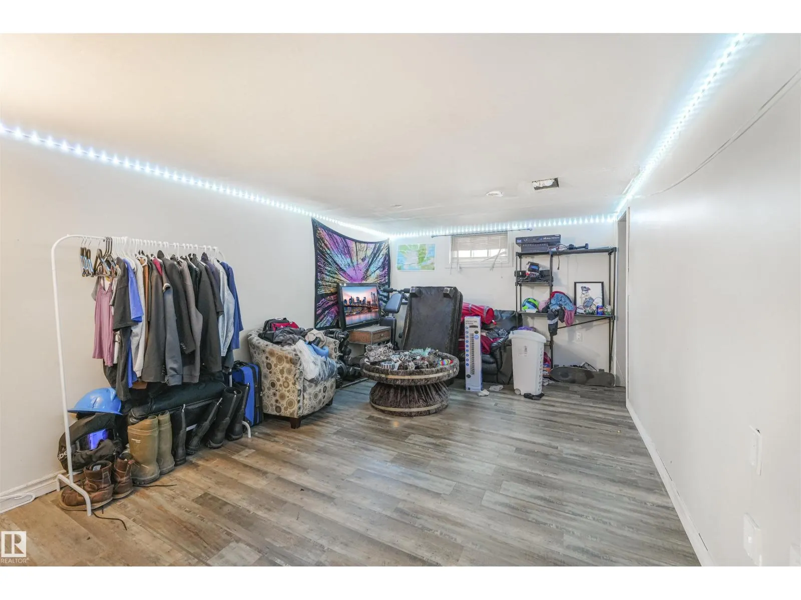 15511 95 AV NW NW