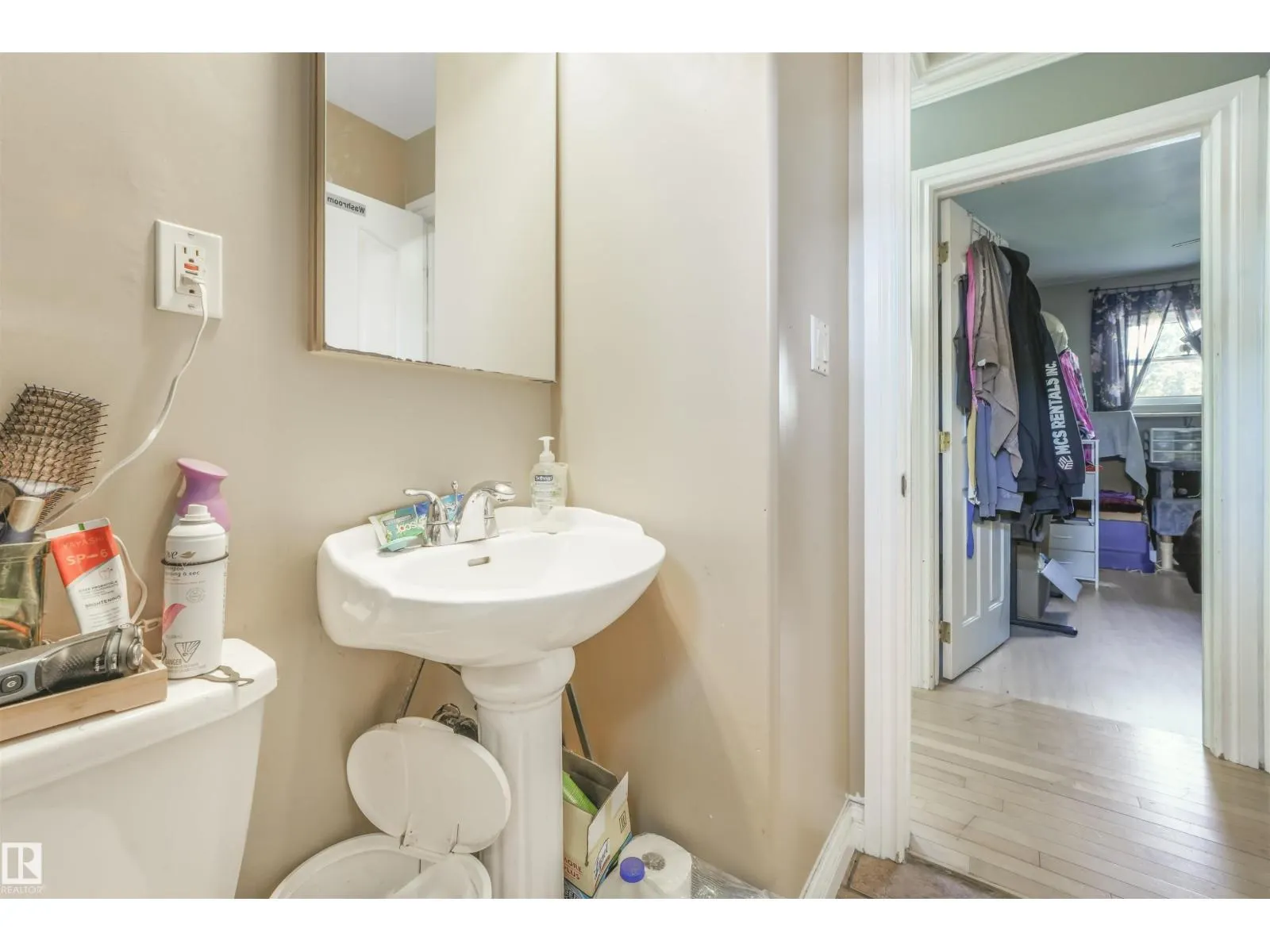 15511 95 AV NW NW