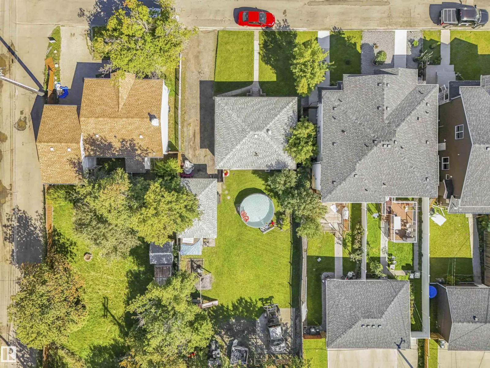 15511 95 AV NW NW