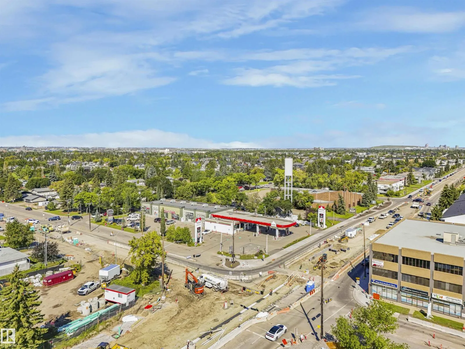 15511 95 AV NW NW