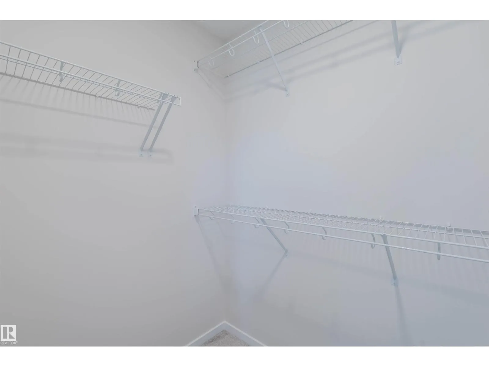 2103 209 ST NW