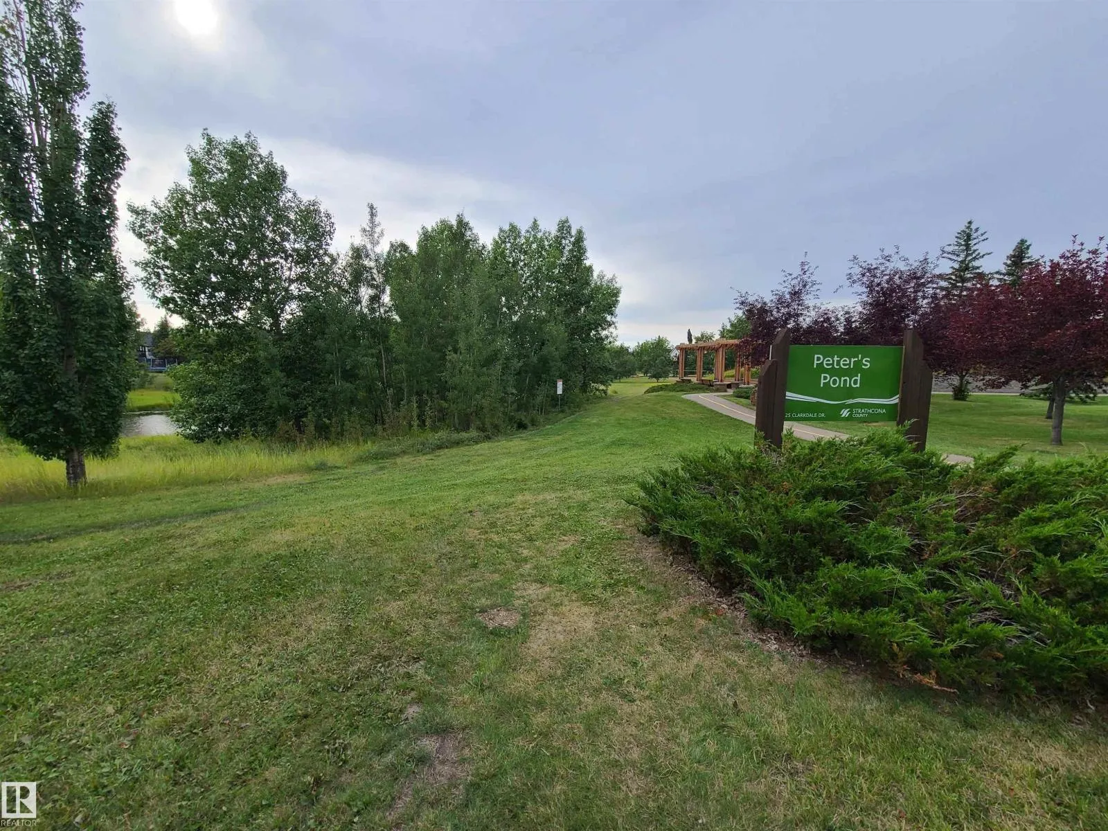 350 LILAC LN