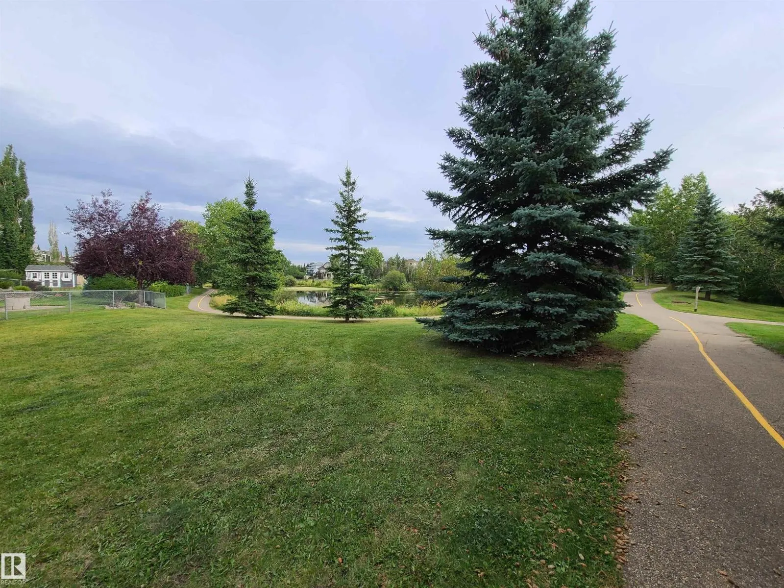 350 LILAC LN
