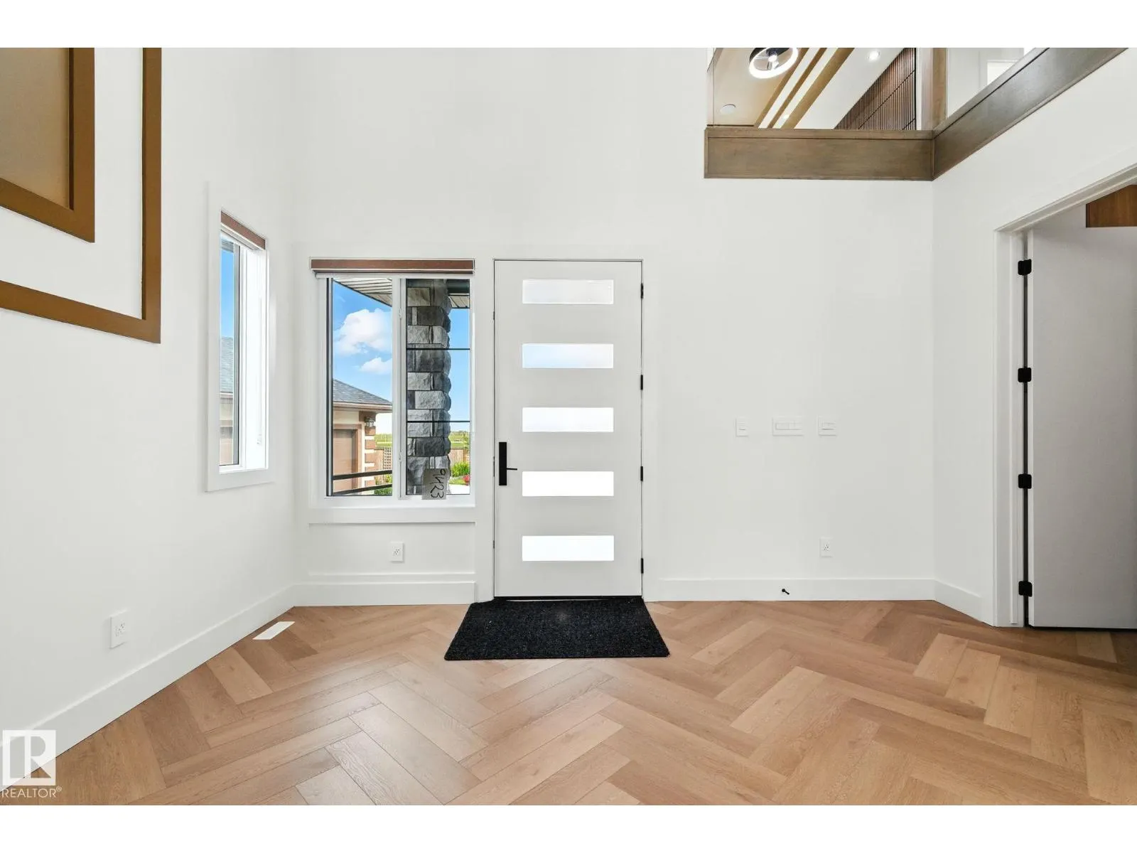 9423 181 AV NW