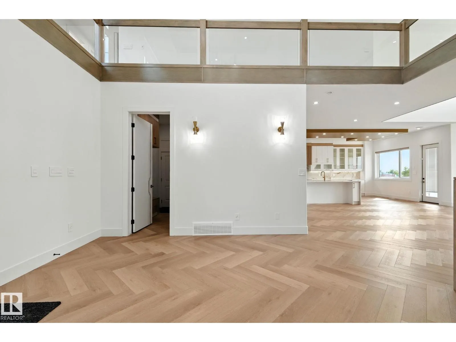 9423 181 AV NW