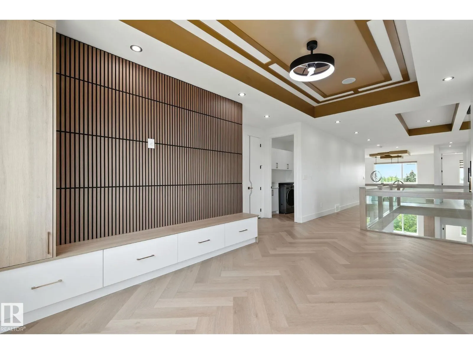 9423 181 AV NW