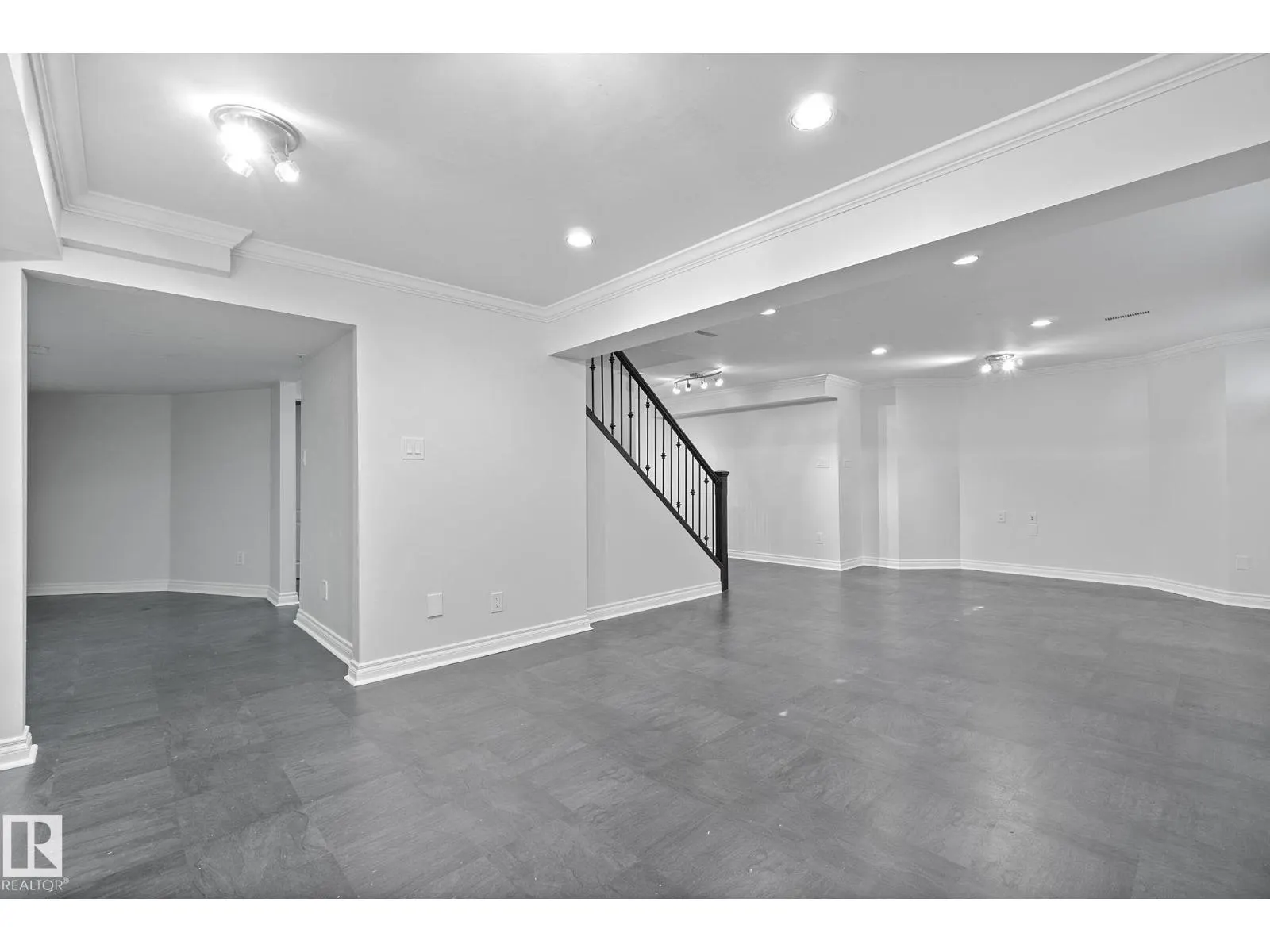 436 OLSEN CL NW