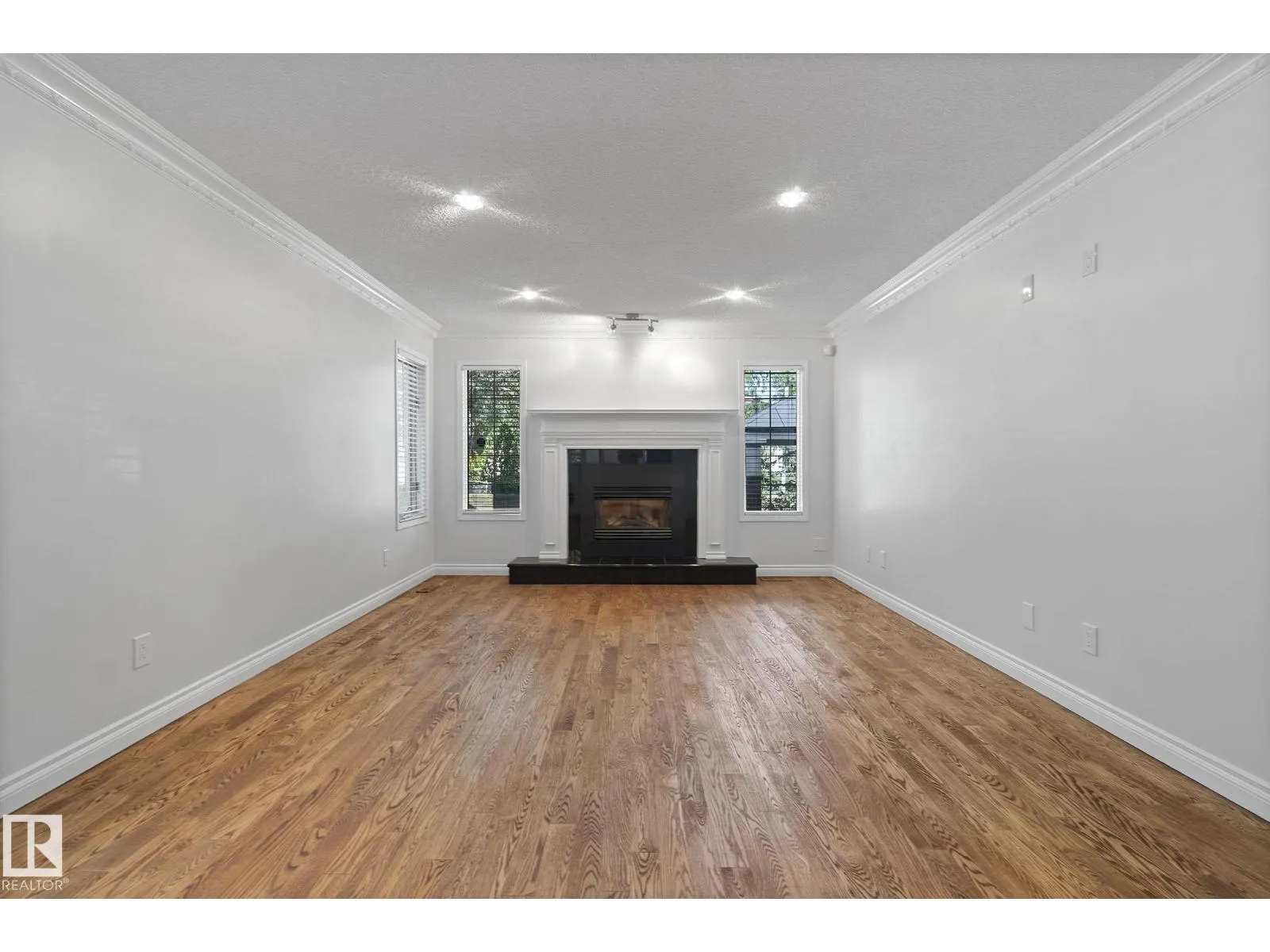 436 OLSEN CL NW
