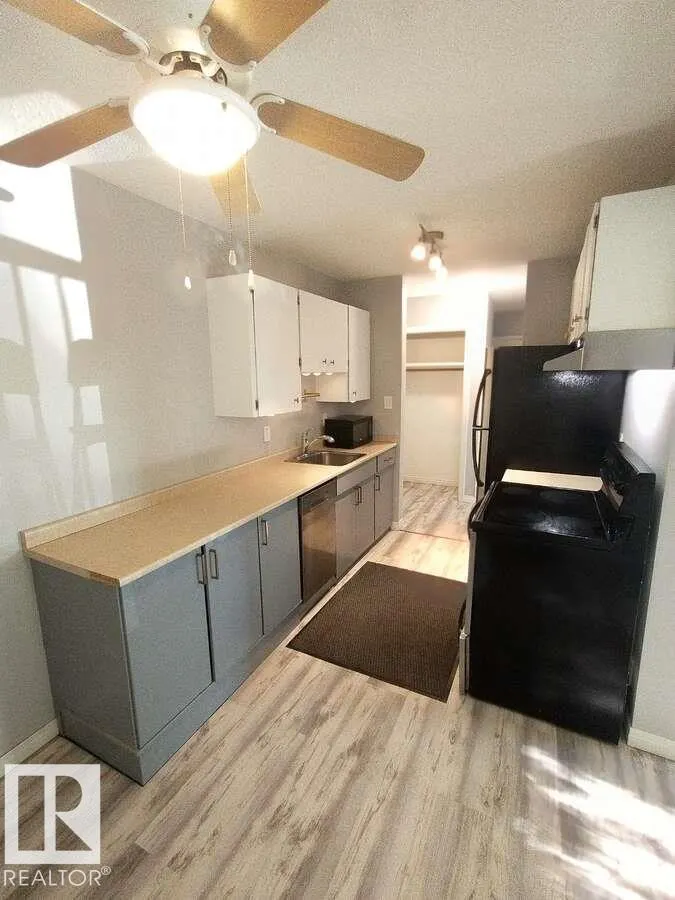 #207 10811 115 ST NW