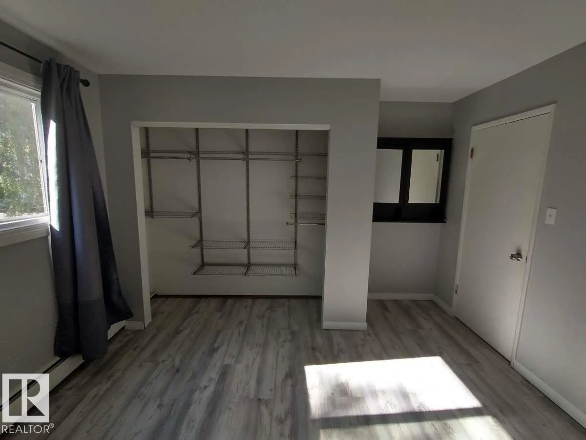 #207 10811 115 ST NW