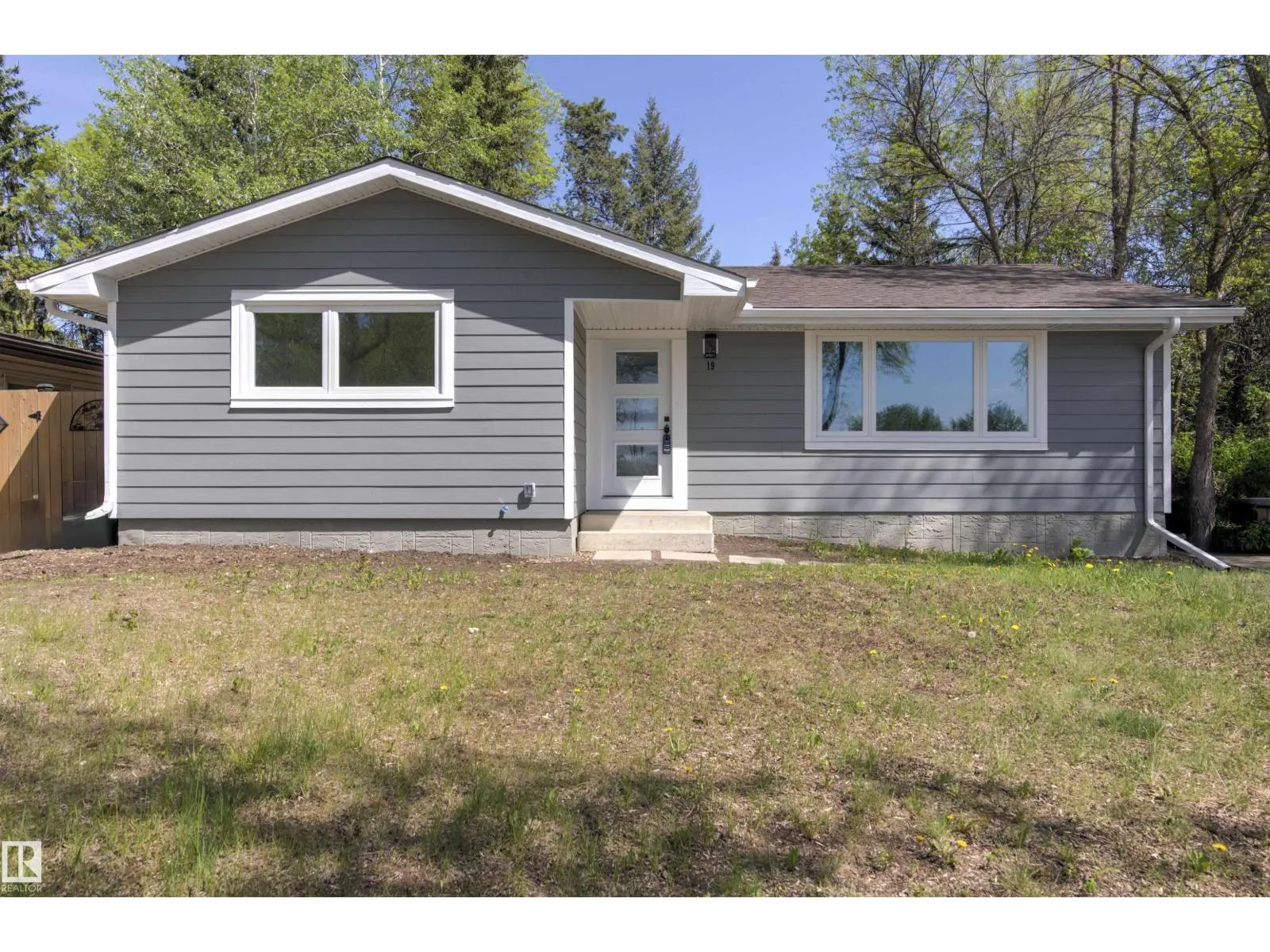 19 GRENFELL AV