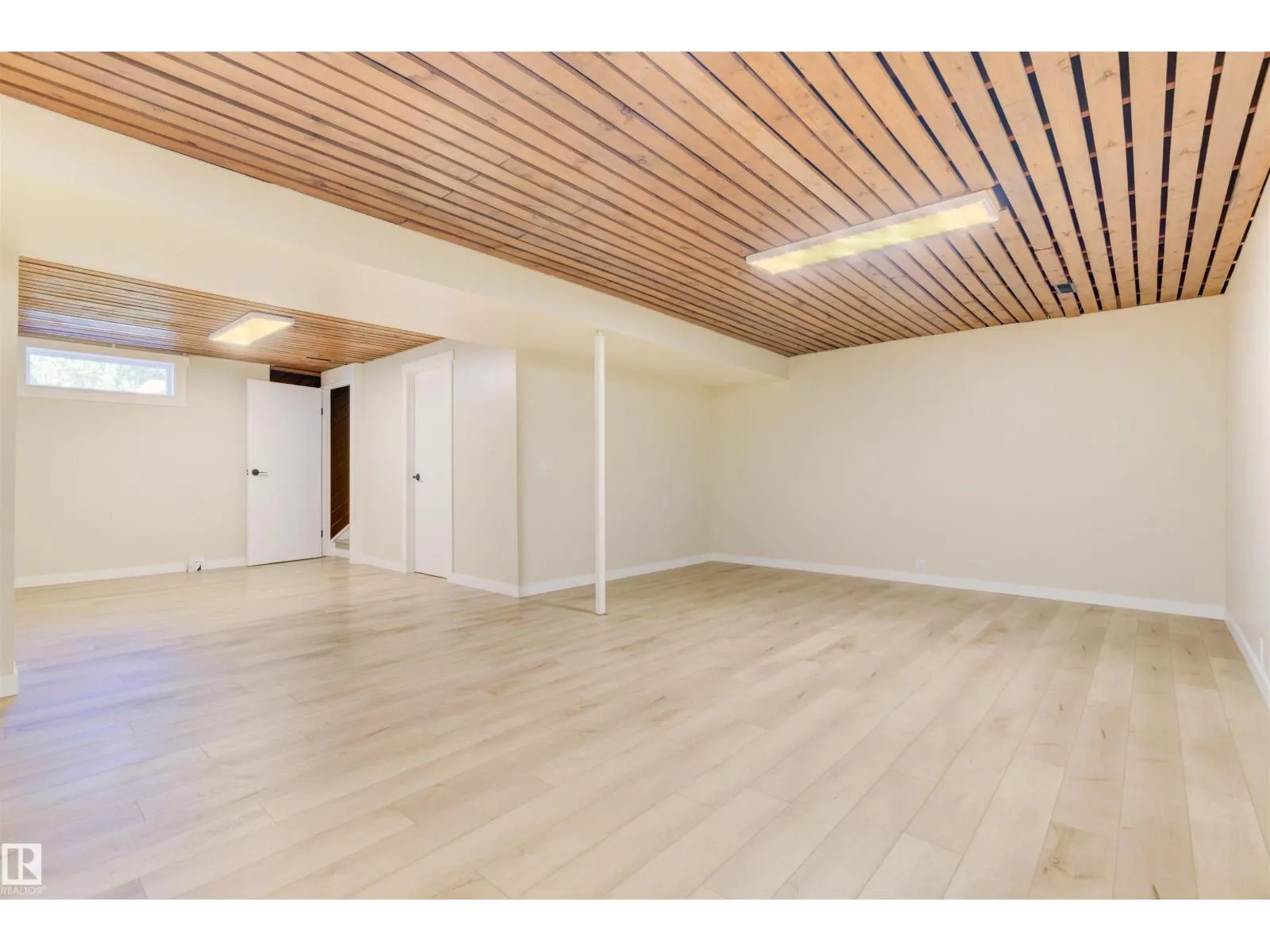 19 GRENFELL AV