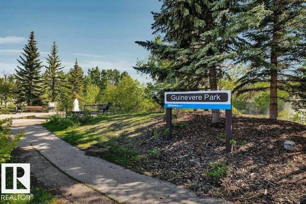 1233 GILLESPIE CR NW