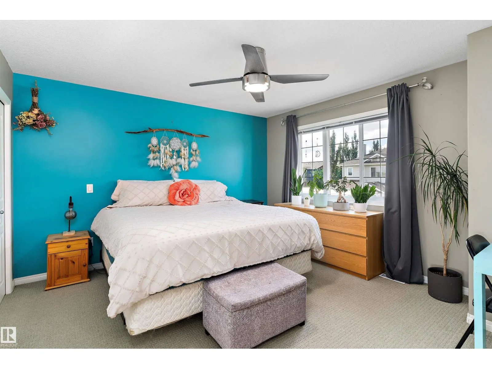 102 Graywood Mews