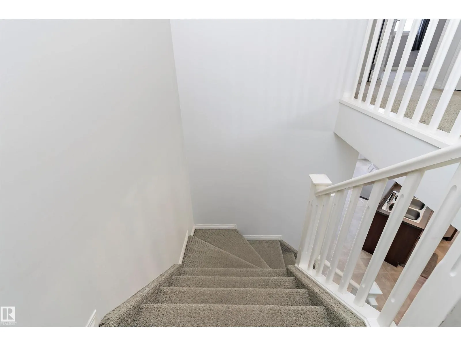102 Graywood Mews