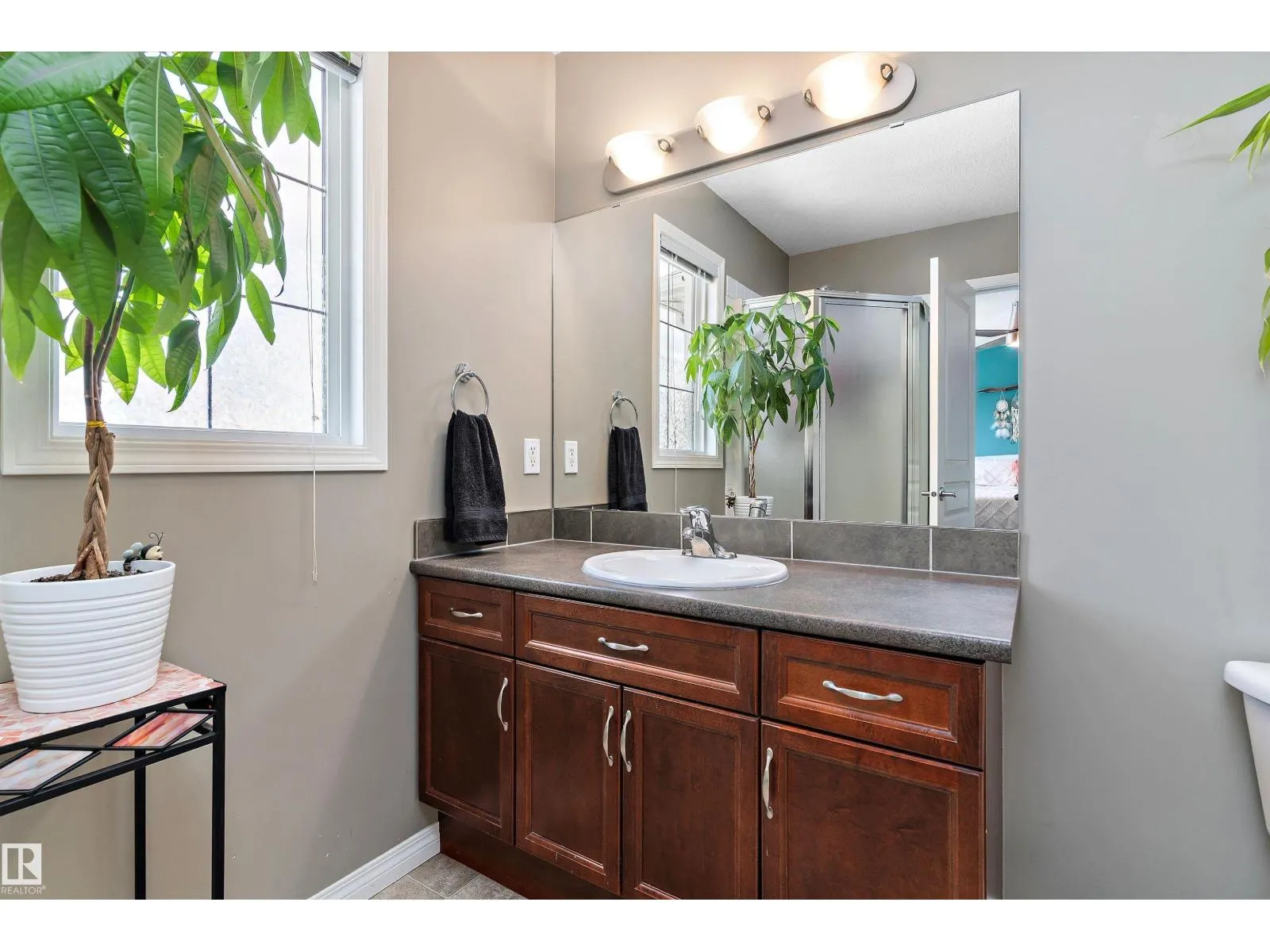 102 Graywood Mews