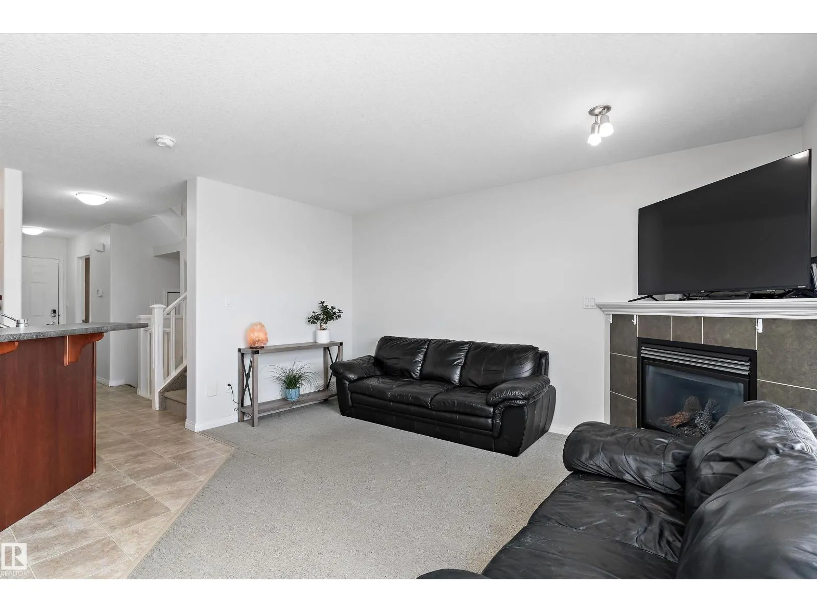 102 Graywood Mews