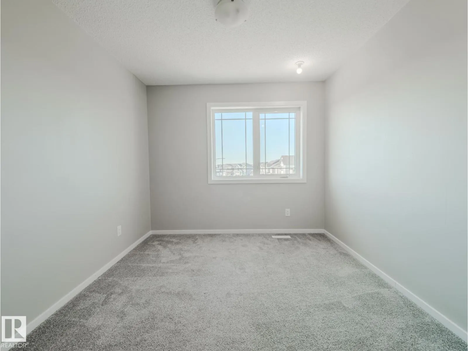 20532 21 AV NW