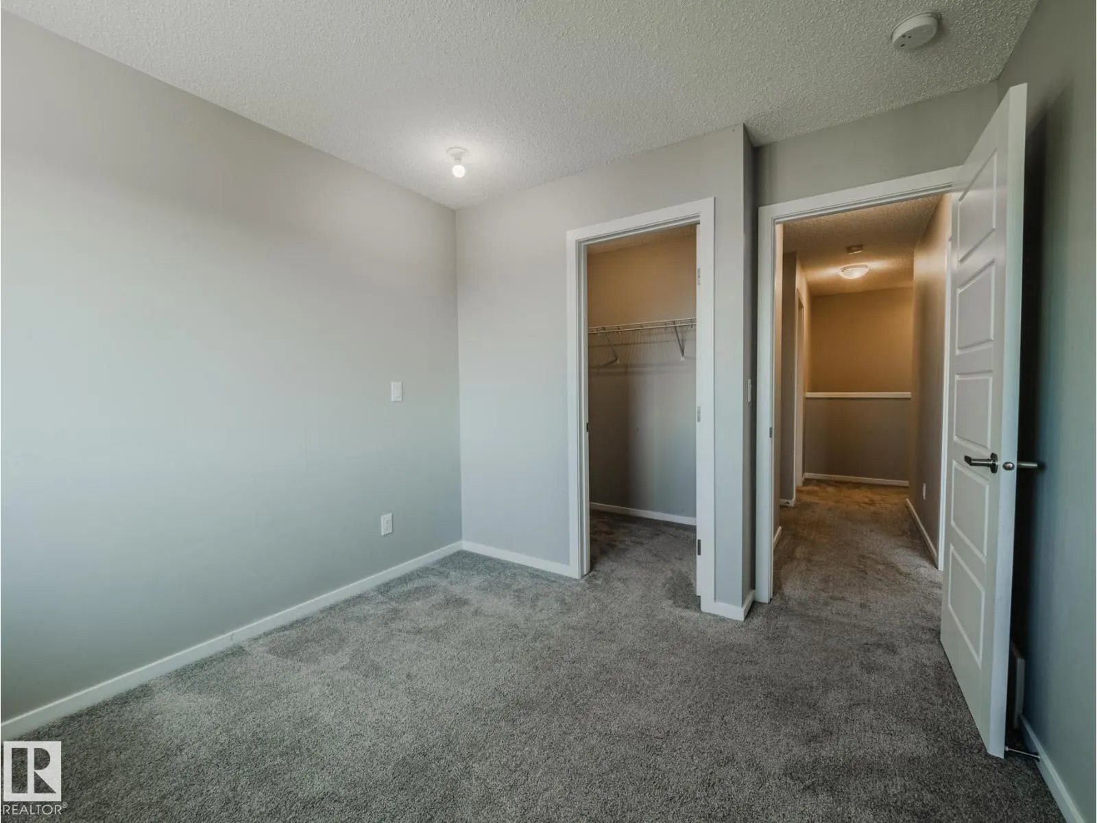 20532 21 AV NW