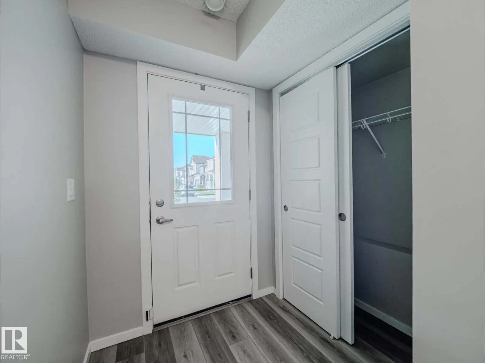 20532 21 AV NW