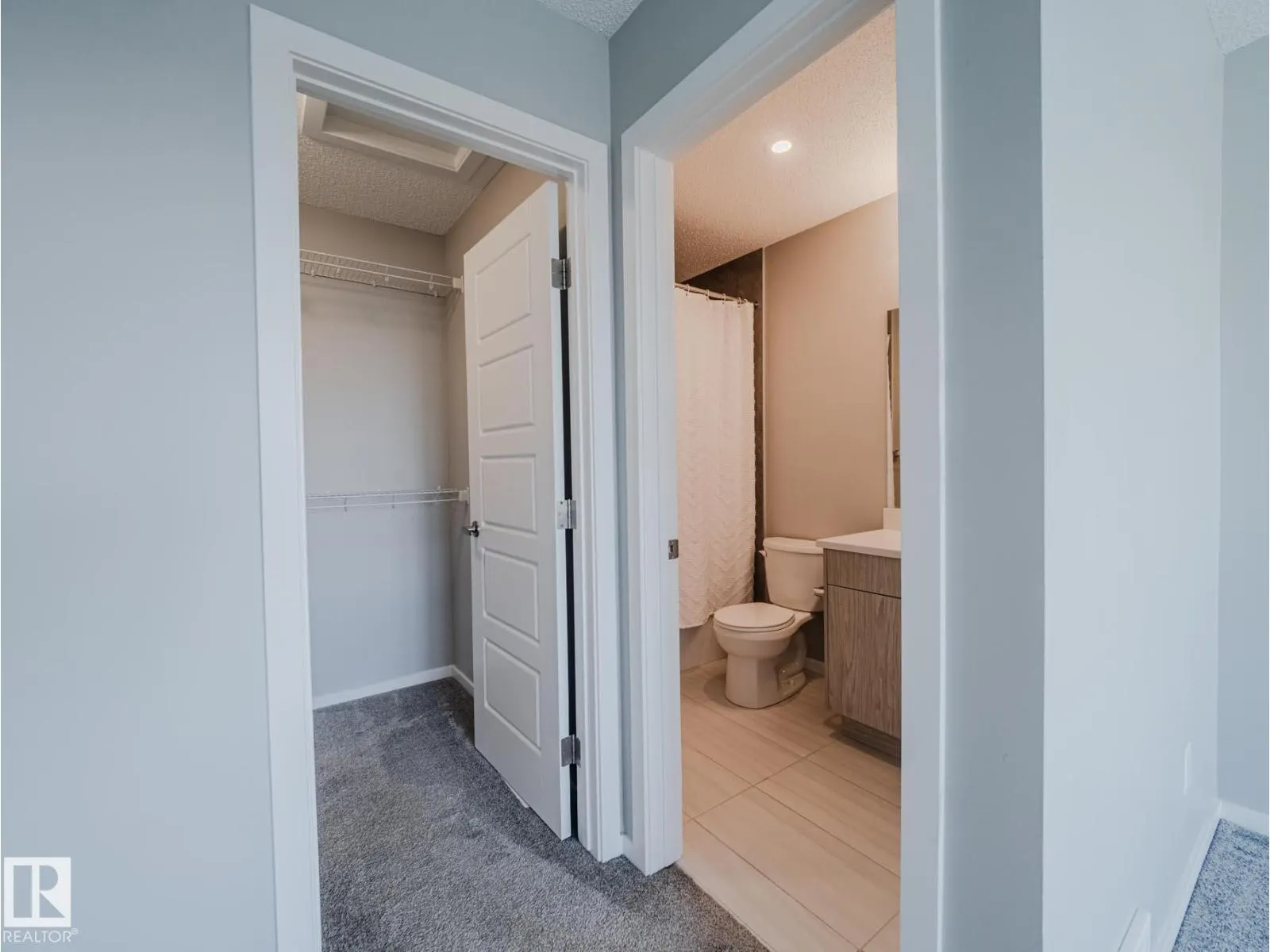 20532 21 AV NW