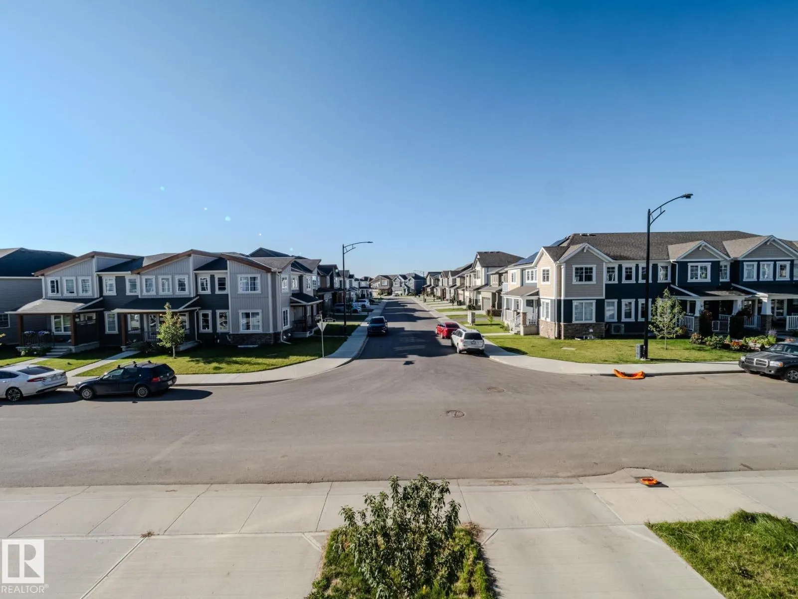 20532 21 AV NW