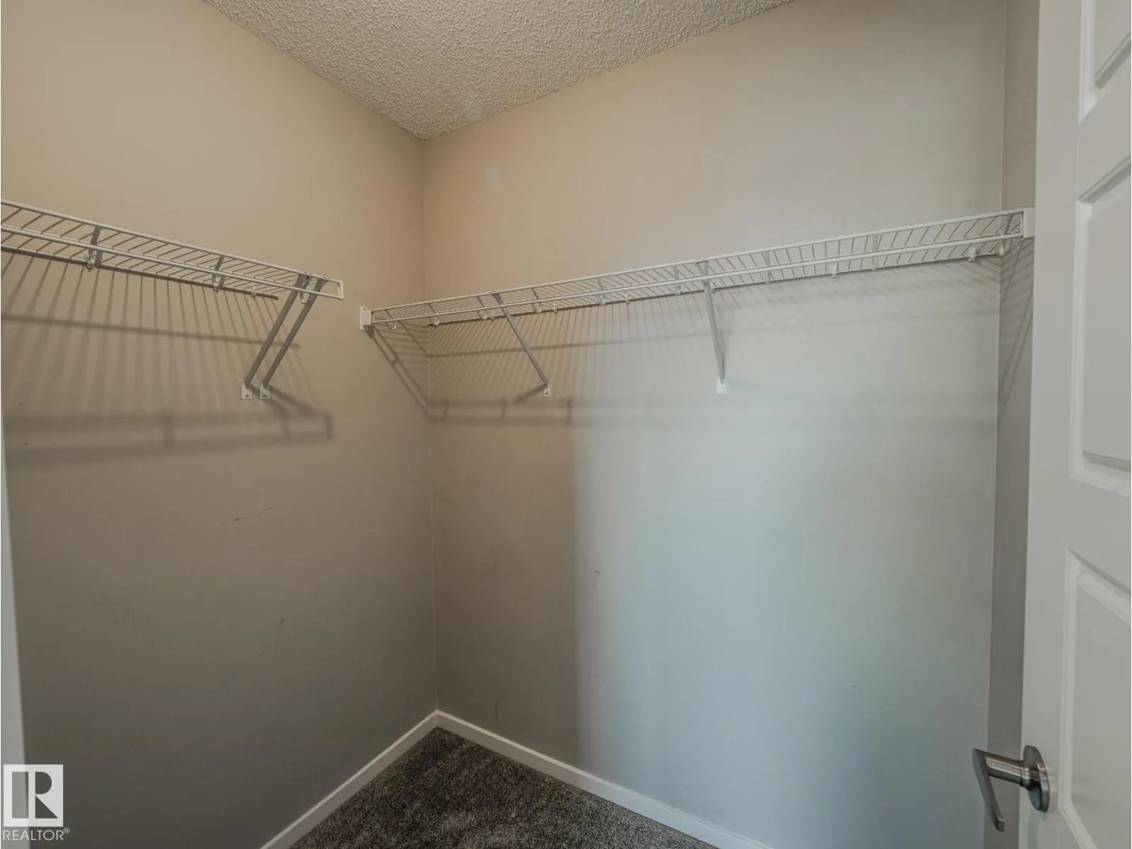 20532 21 AV NW