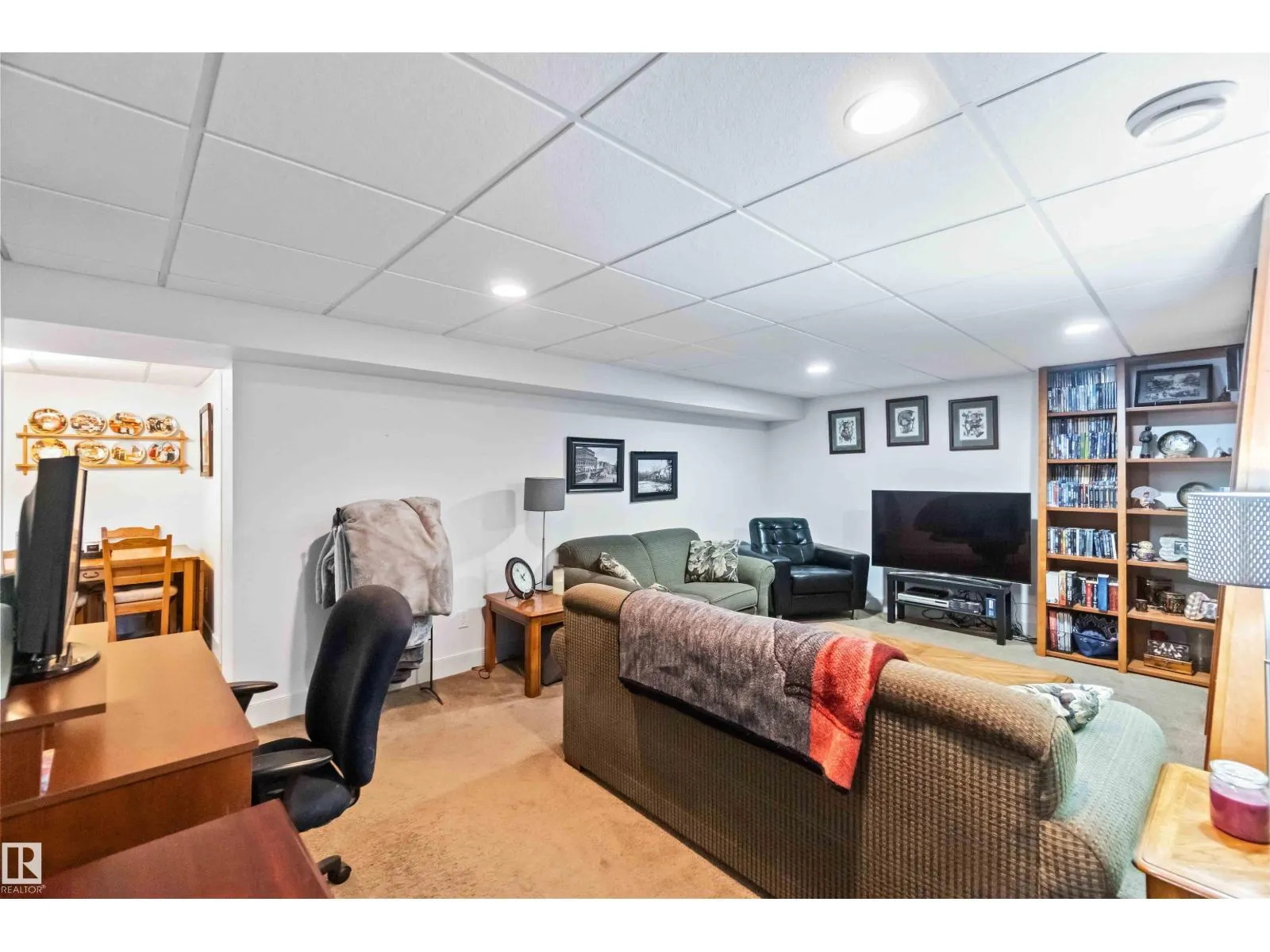 10611 149 ST NW