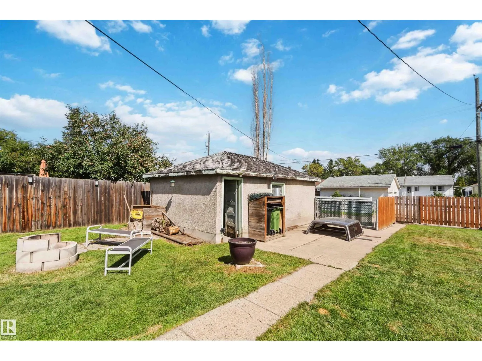 10611 149 ST NW