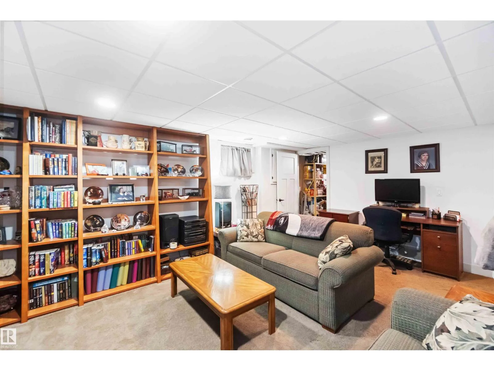 10611 149 ST NW