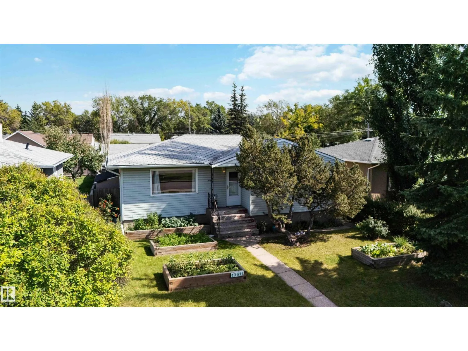 10611 149 ST NW