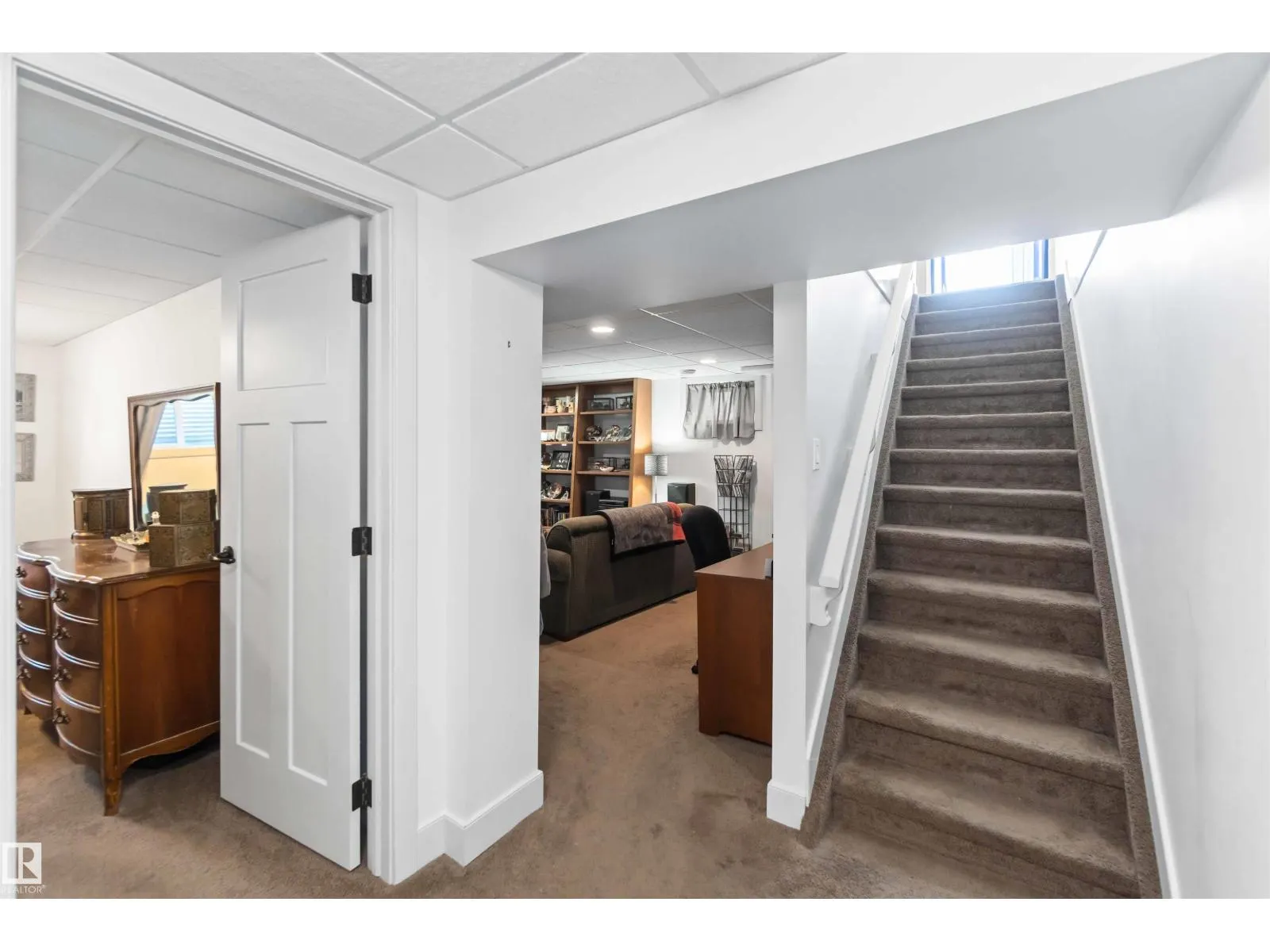 10611 149 ST NW