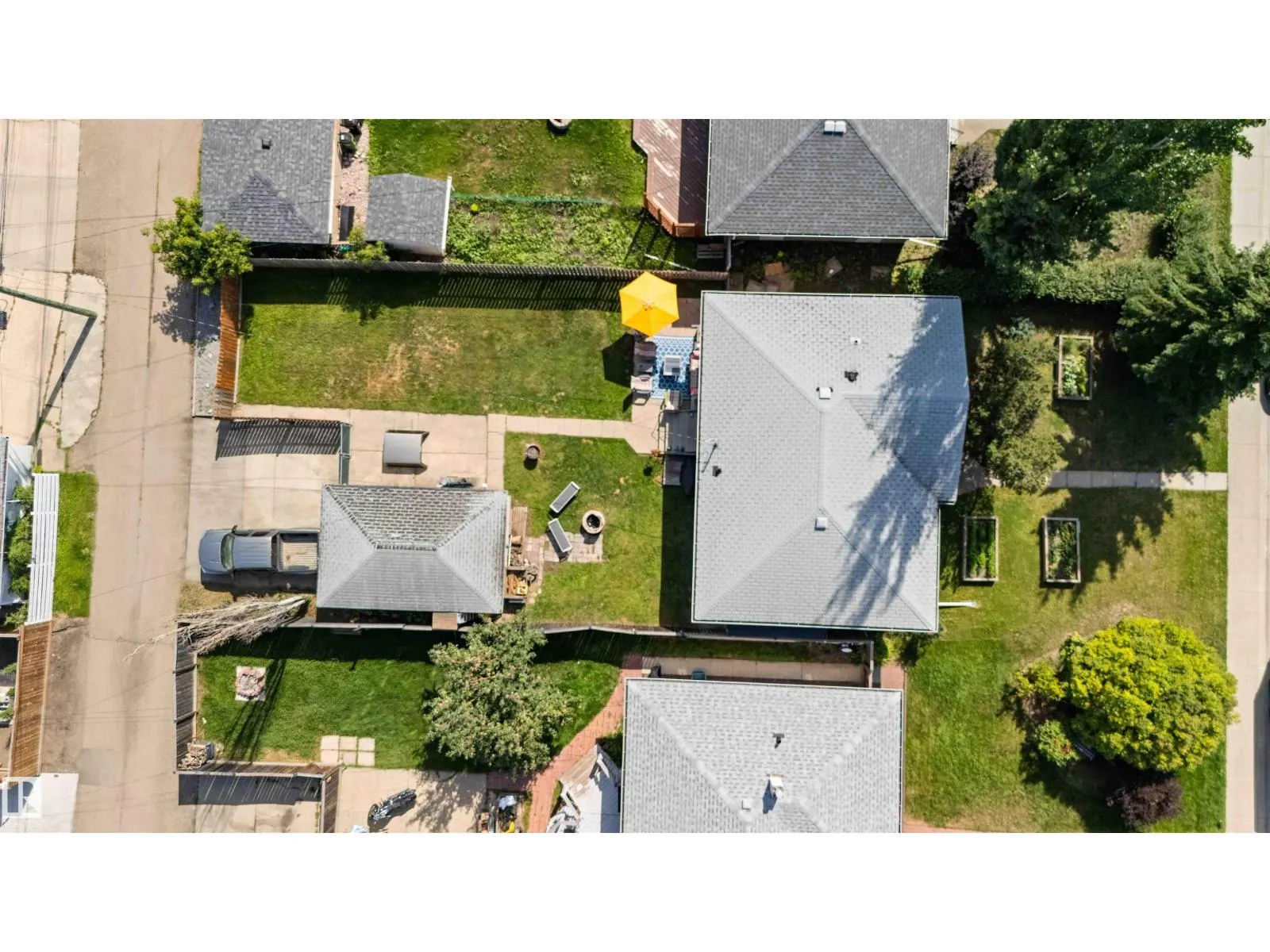 10611 149 ST NW