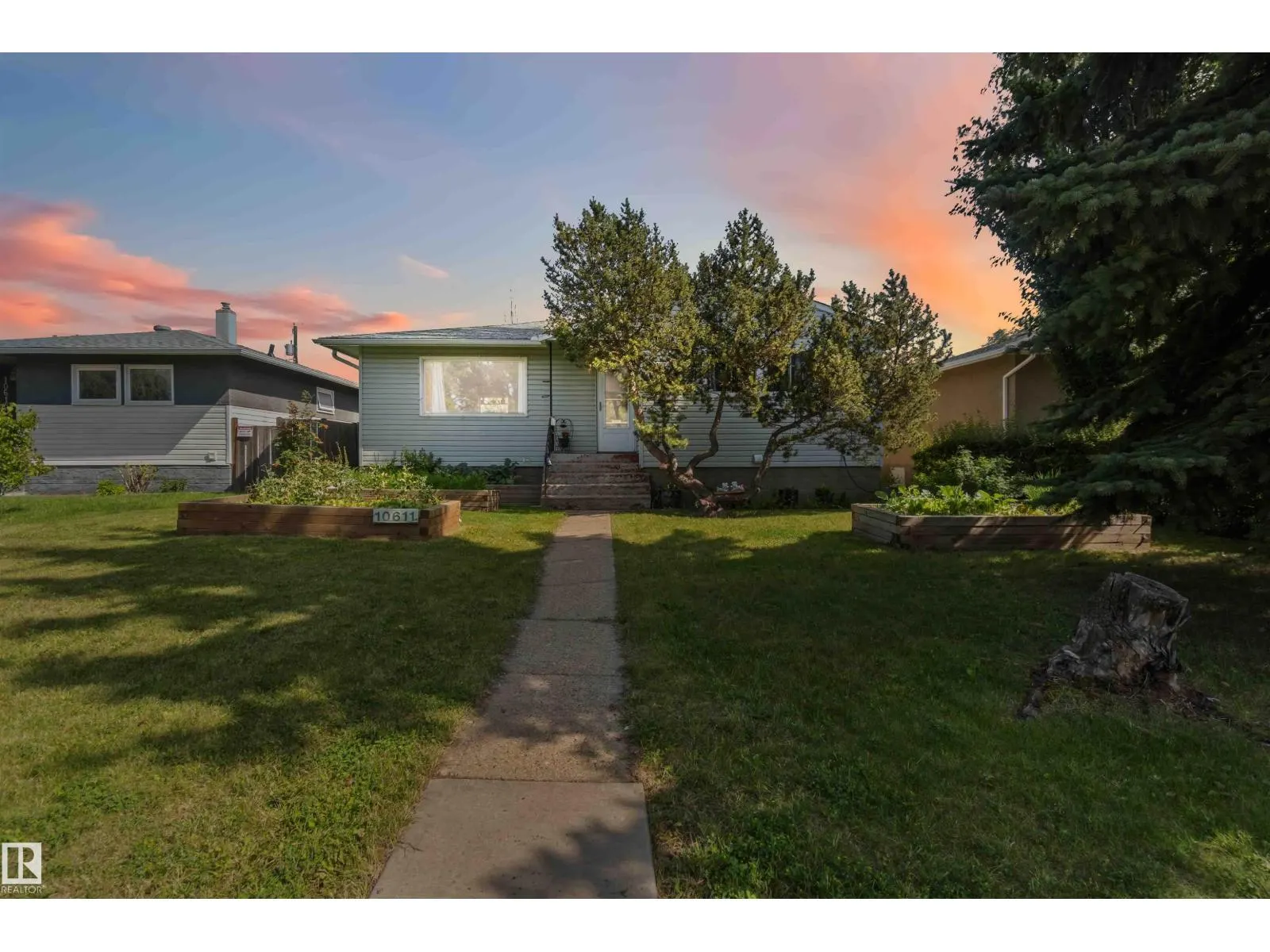 10611 149 ST NW